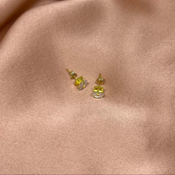 Princess Cut Gold Toned Crystal Studded Earring - Picture 2 of 5